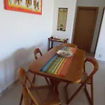 - Frente A E Vista Mar Apartment