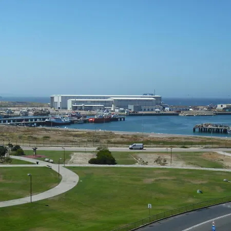 - Frente A E Vista Mar Lägenhet