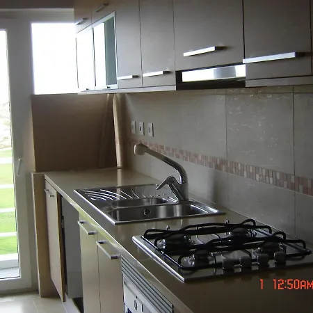 - Frente A E Vista Mar Peniche