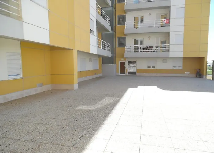 - Frente à E Vista Mar Apartamento Peniche