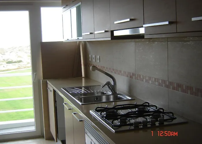 - Frente à E Vista Mar Peniche